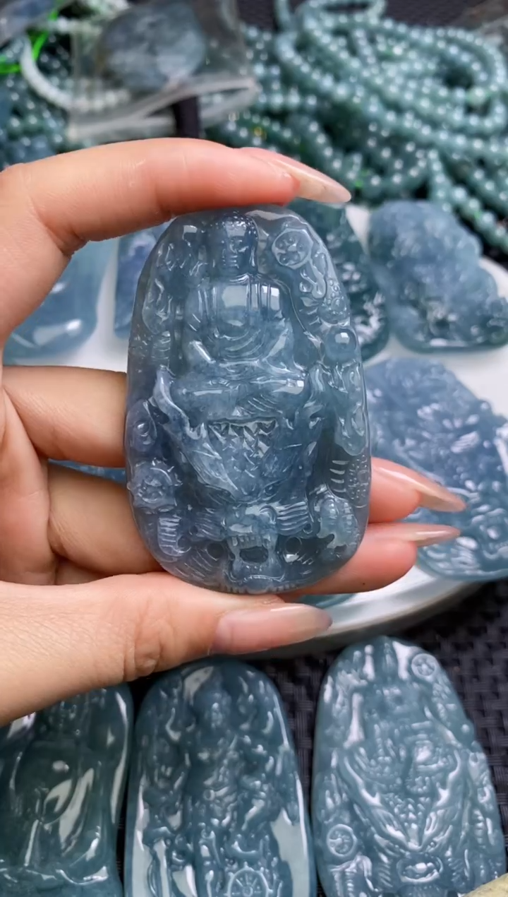 【闪购商品】翡翠颈饰未镶嵌