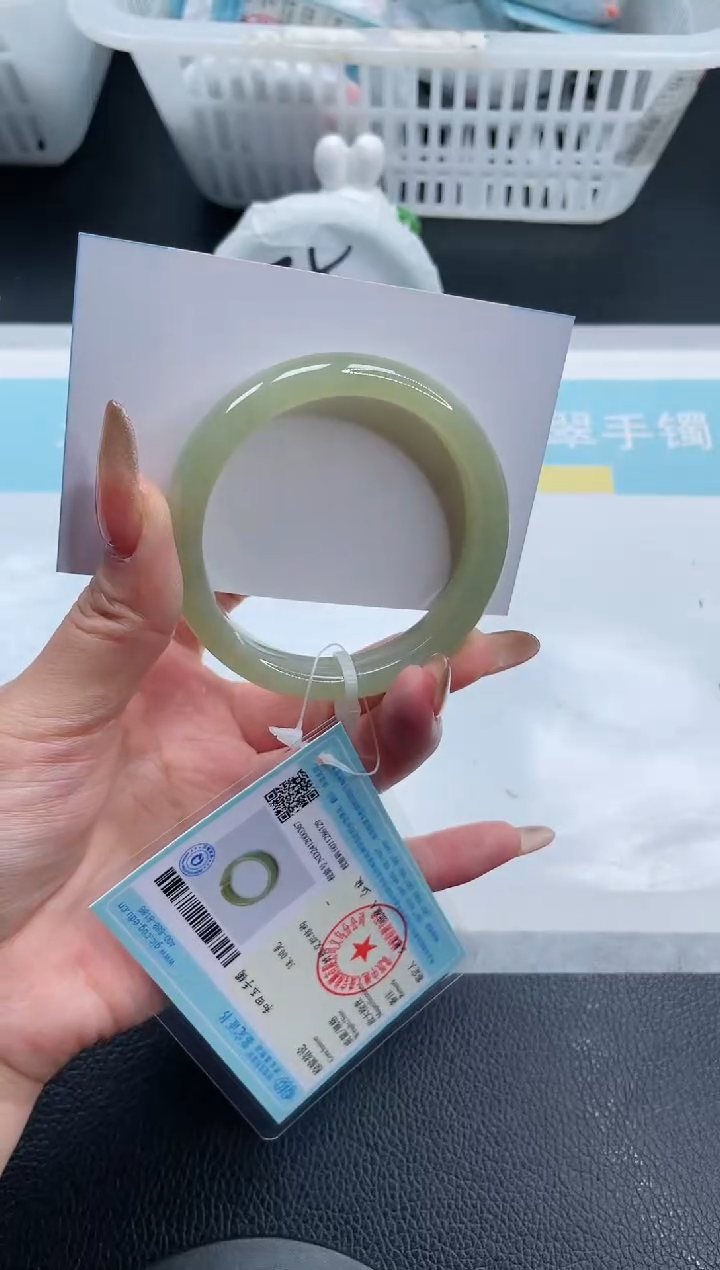 【闪购商品】和田玉手镯未镶嵌22S108-52