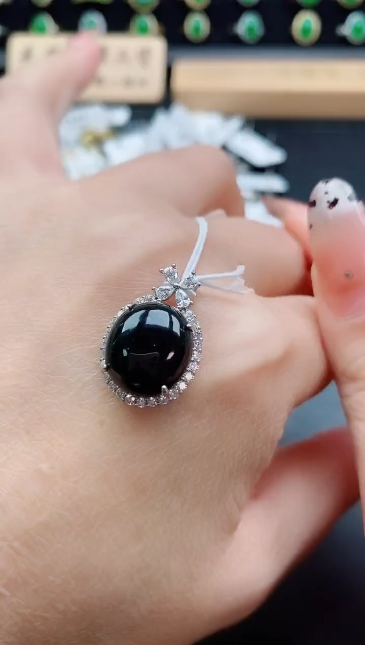 吊坠(赠链)银S925镶嵌翡翠1