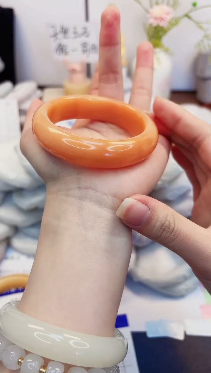 【闪购商品】石英质玉手镯未镶嵌463-财气镯-圈口57