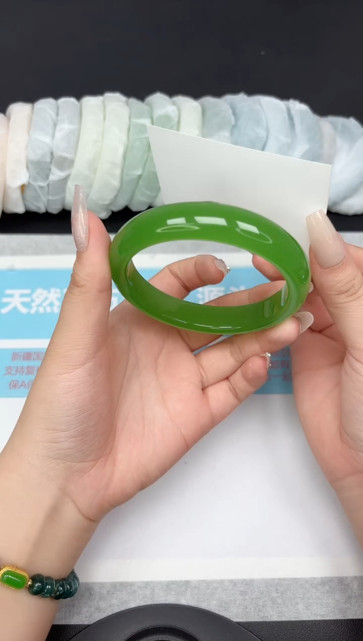 未镶嵌手镯石英质玉178-6364