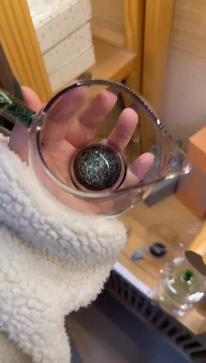 黑金底珠怡然公道杯