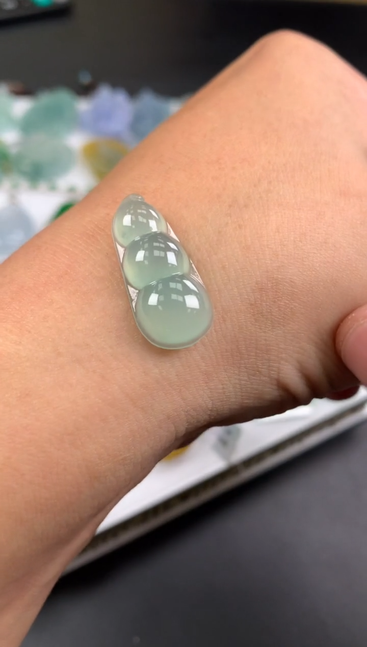 【闪购商品】定制翡翠未镶嵌翡翠