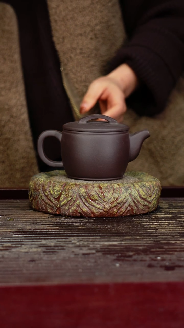 宜兴原矿紫砂壶茶壶宜兴原矿紫砂壶茶壶170C