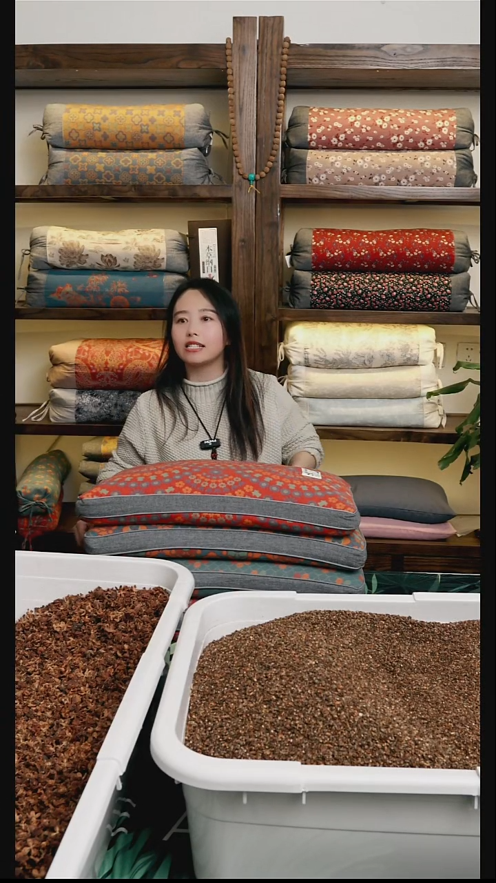 棉4号链接红色换洗枕套