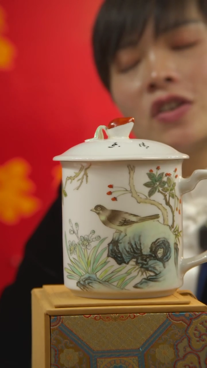 【闪购商品】摆件景德镇陶瓷鸟语花香办公杯