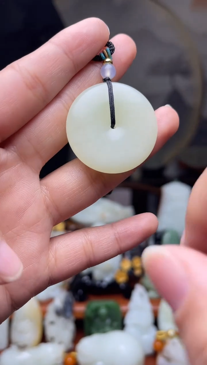 【闪购商品】和田玉吊坠未镶嵌103