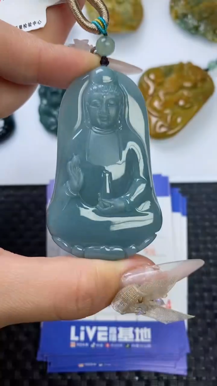 【闪购商品】翡翠颈饰未镶嵌1111111111111111