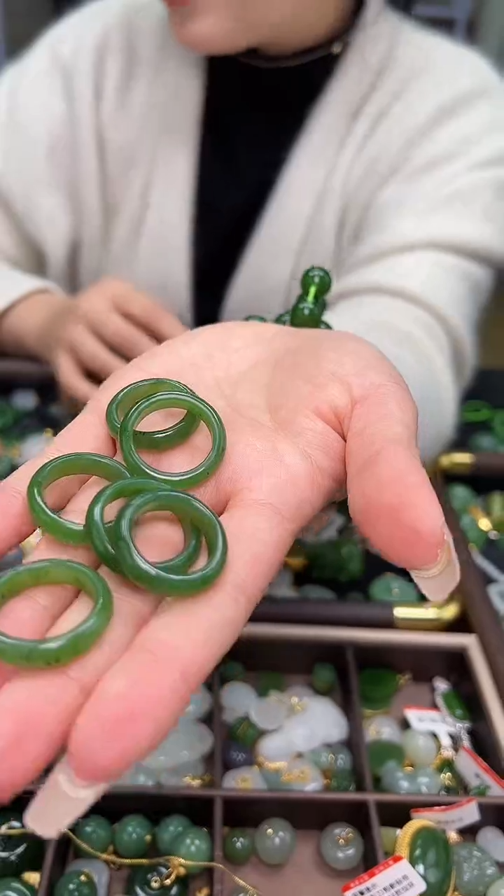 颈饰未镶嵌和田玉 (多样性发货.发其一）11.17.95