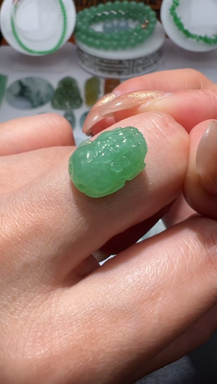 【闪购商品】定制翡翠未镶嵌13.9*10.3*6.2貔貅