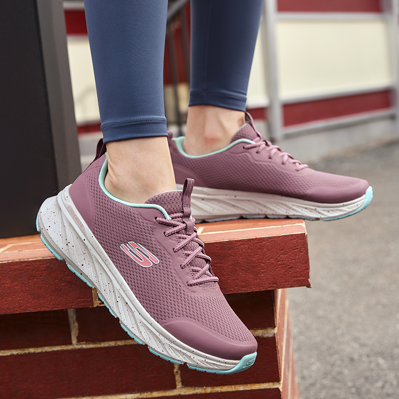 Skechers斯凯奇时尚一脚蹬运动鞋女2025秋冬新款高回弹厚底休闲鞋