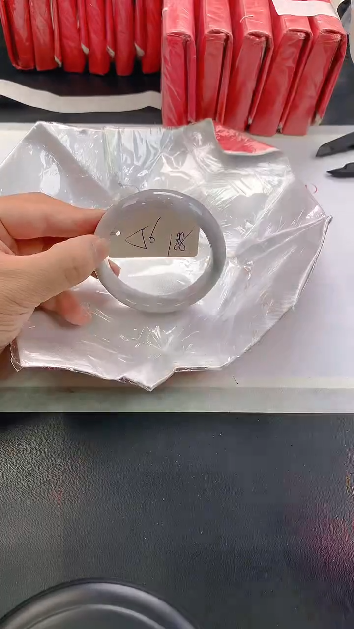 未镶嵌手镯翡翠188