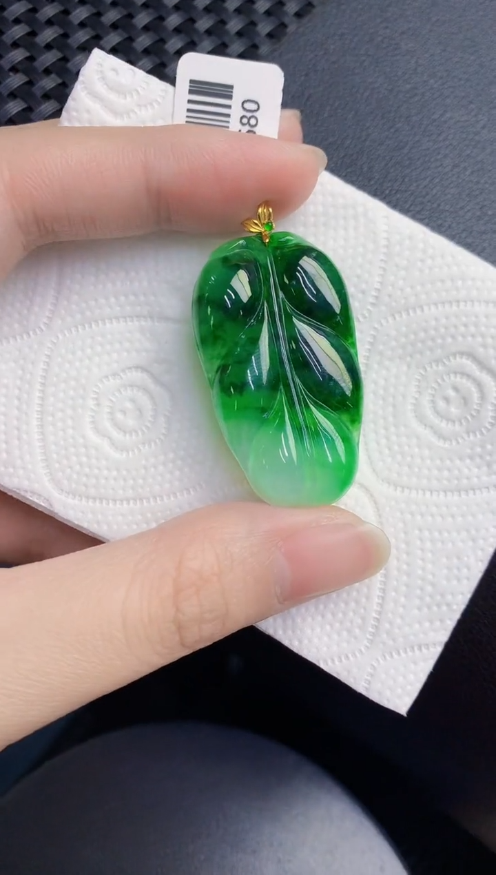 颈饰18K金镶嵌翡翠天然翡翠缅甸A货