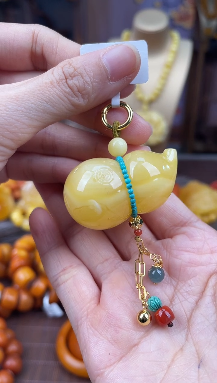 裸石琥珀未镶嵌多样性发货1，假一赔4