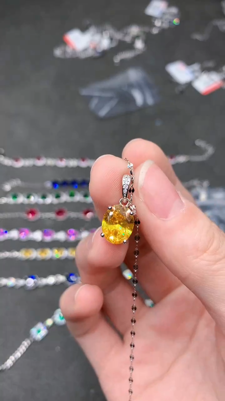 【闪购商品】彩色蓝宝石颈饰银S925镶嵌.......