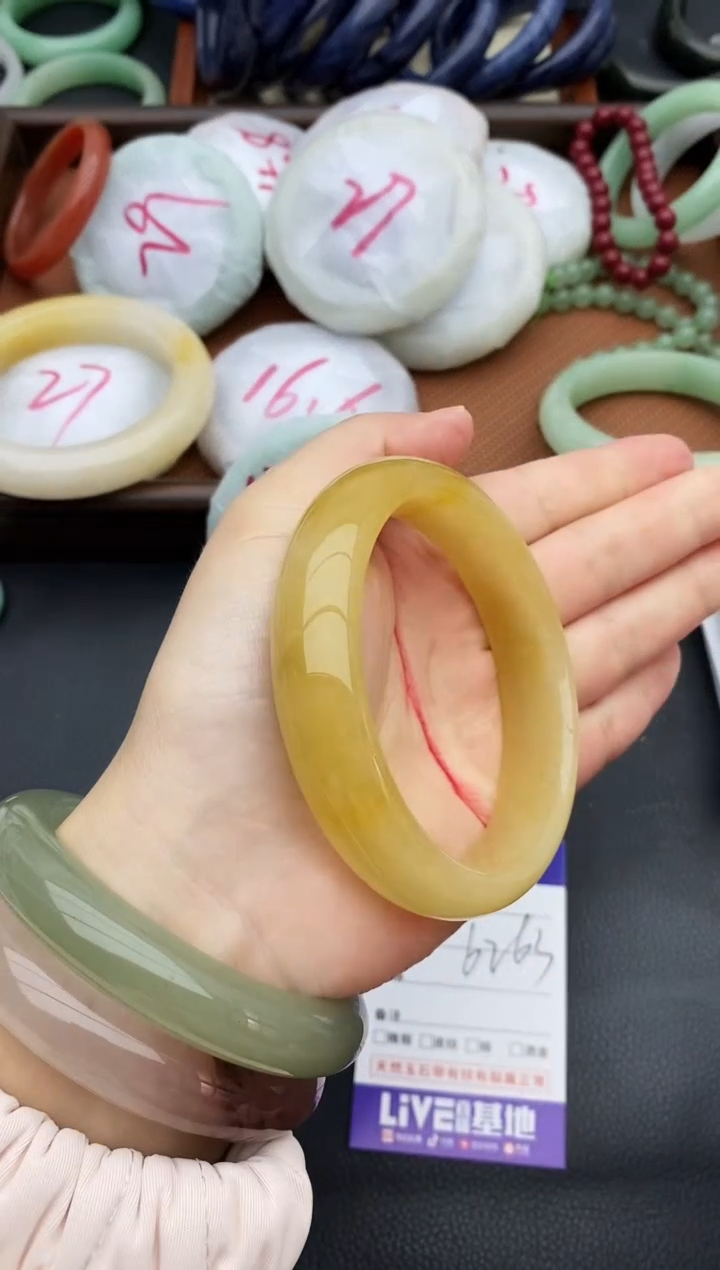 未镶嵌手镯石英质玉53+62/63