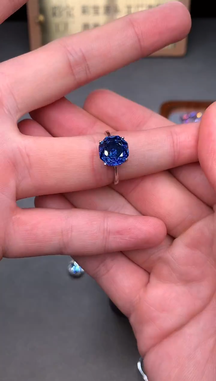 银S925镶嵌戒指托帕石2222