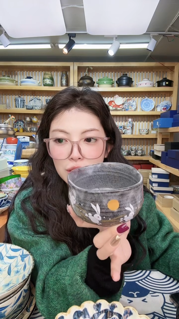 【闪购商品】盘九古烧11cm手绘兔子碗一个