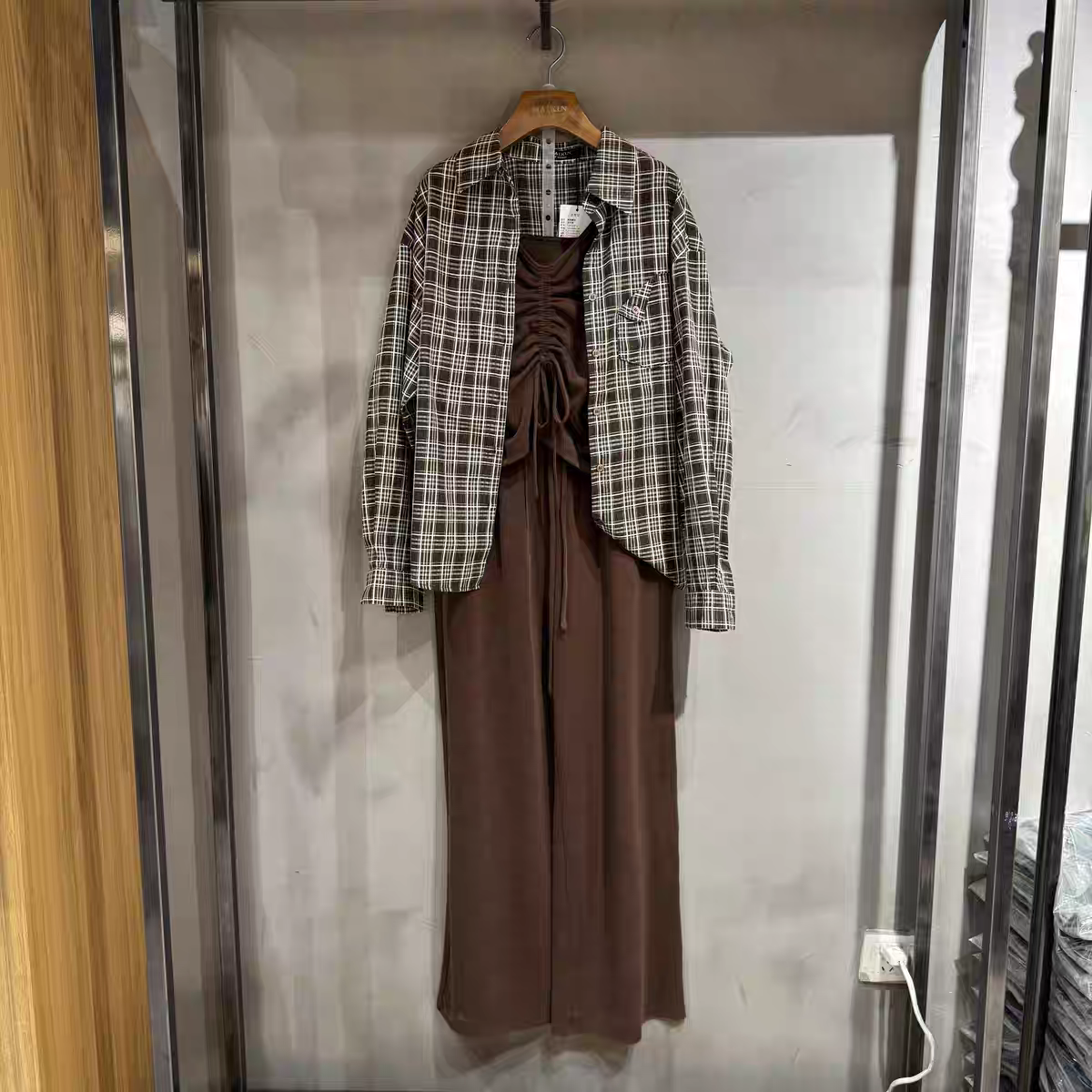 麦寻女装新款特惠格子衬衣吊带背心阔腿裤三件套TZKGQ019