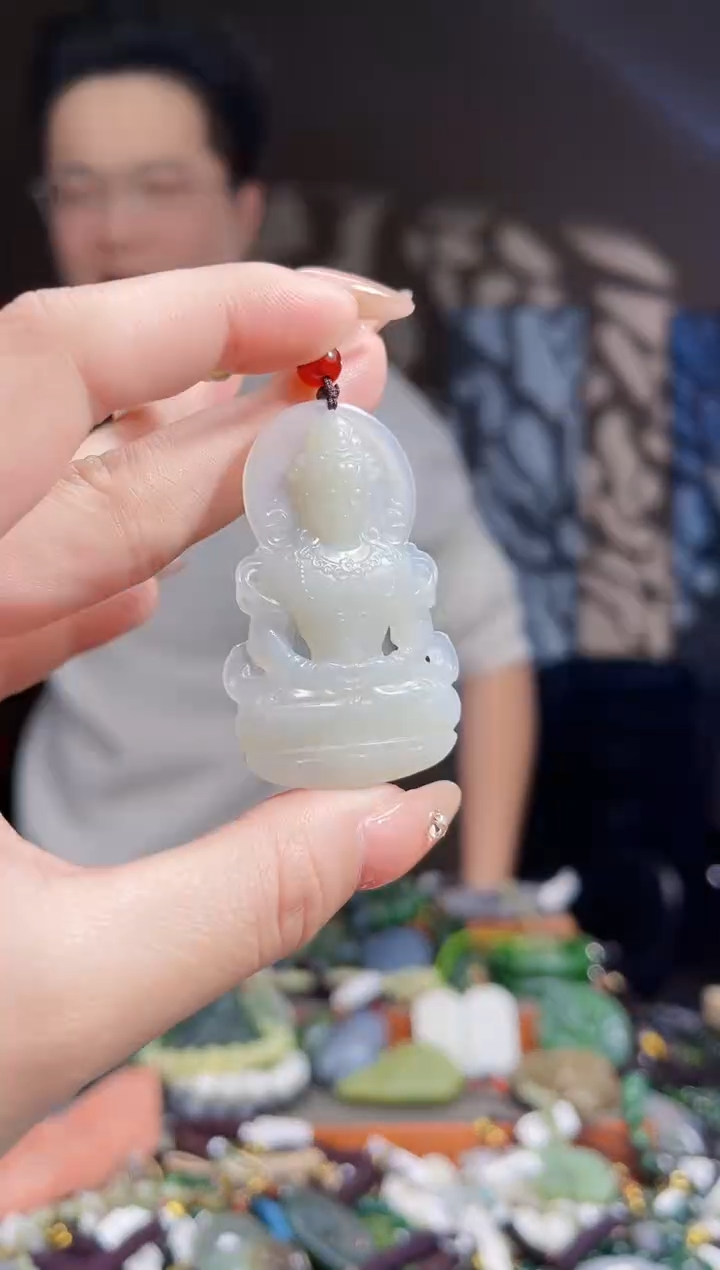 【闪购商品】和田玉颈饰未镶嵌拍一发一