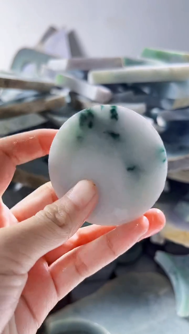 翡翠裸石缅甸翡翠A货柠7389