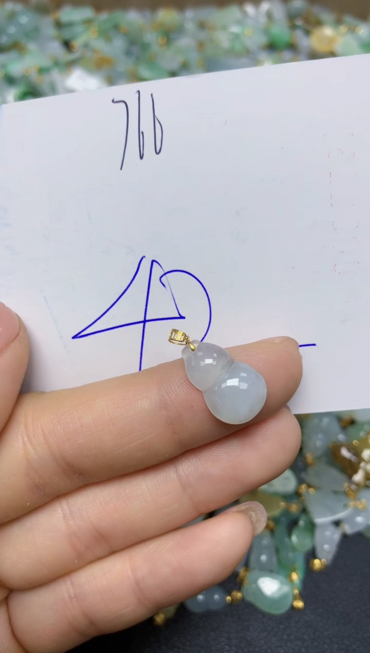 【闪购商品】翡翠挂件18K金镶嵌 天然翡翠A货
