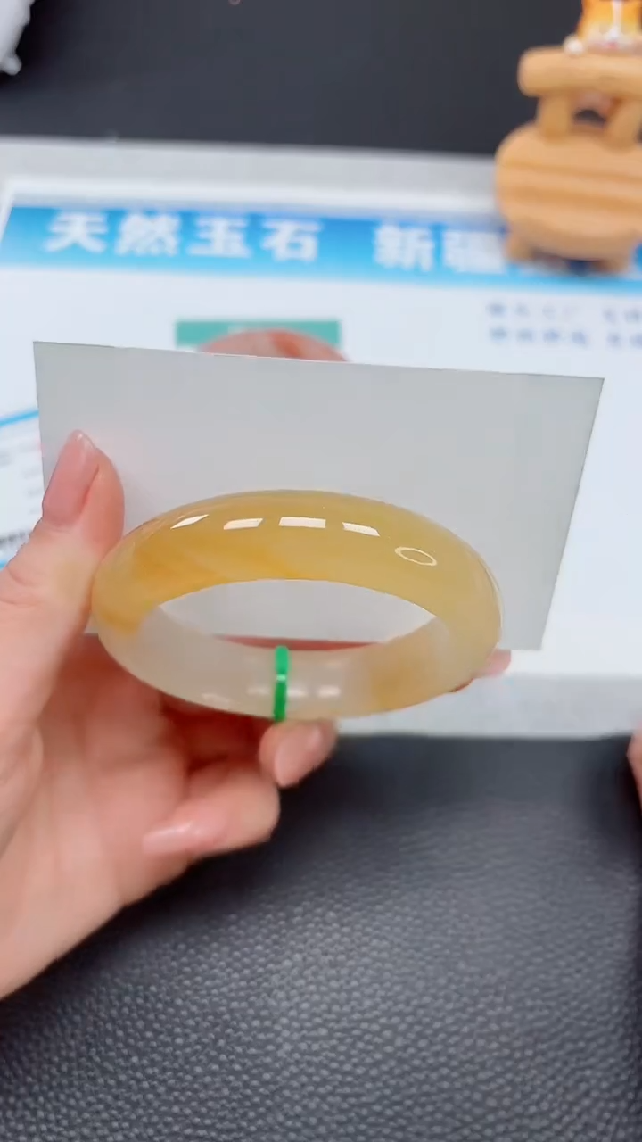 【闪购商品】石英质玉手镯未镶嵌611