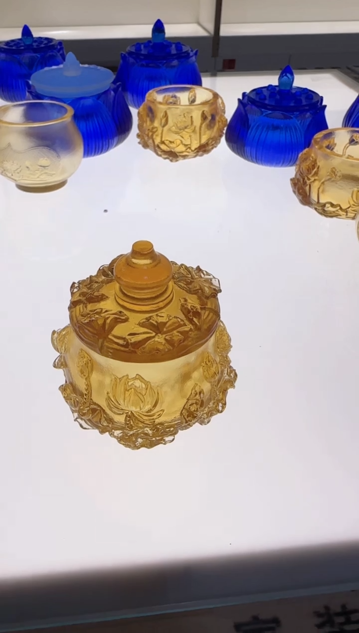 手工艺品琉璃贡水杯