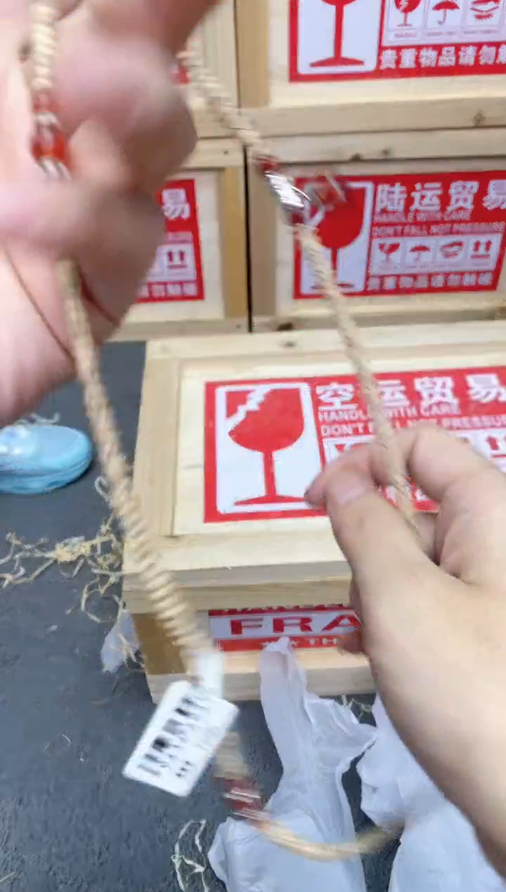 精选闪购手串搭配无礼盒