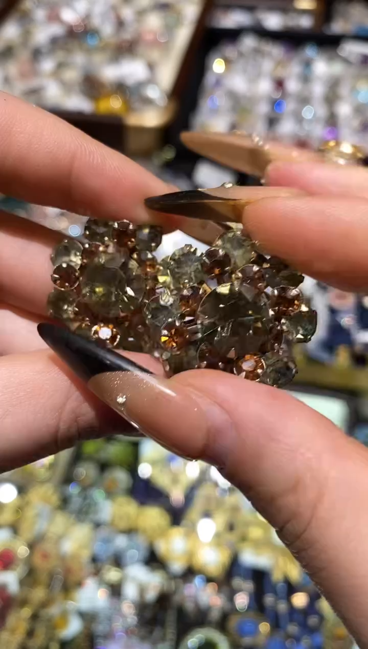 纯铜合金琉璃楚楚中古珠宝甄选不退换