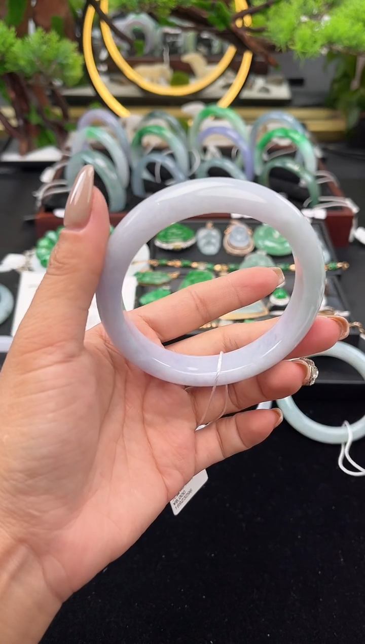 未镶嵌手镯翡翠吊坠