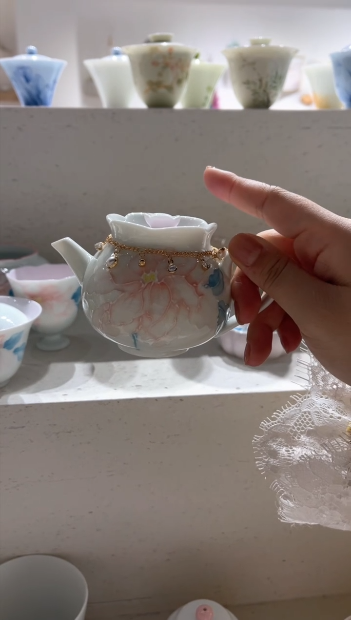 【闪购商品】茶壶+提溜 哈哈哈哈哈