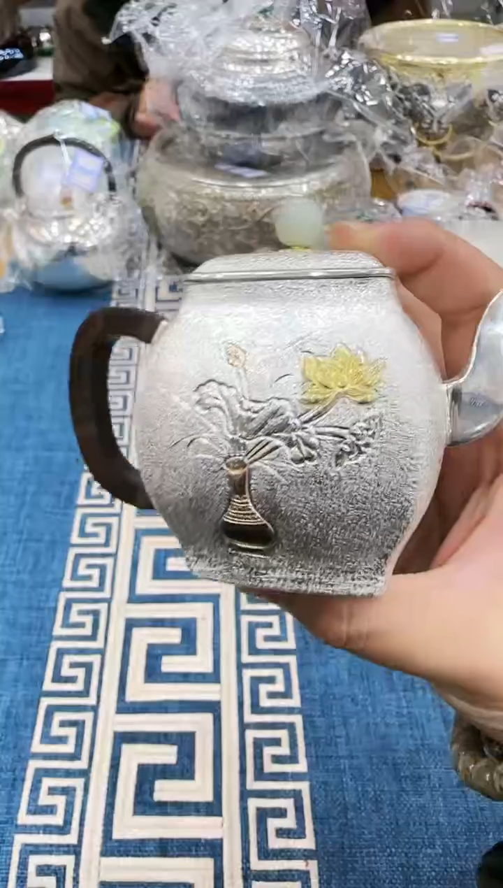 【闪购商品】足银999四方莲花宝瓶泡茶壶