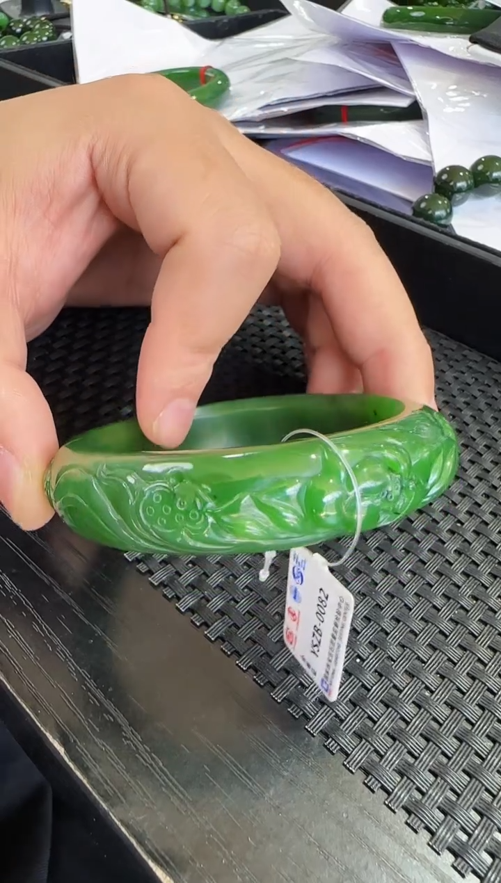 【闪购商品】和田玉（碧玉）手镯未镶嵌约55圈口