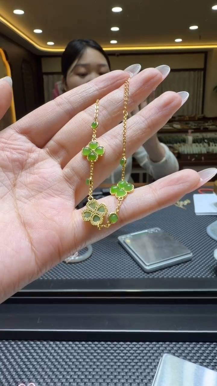 颈饰未镶嵌和田玉手链