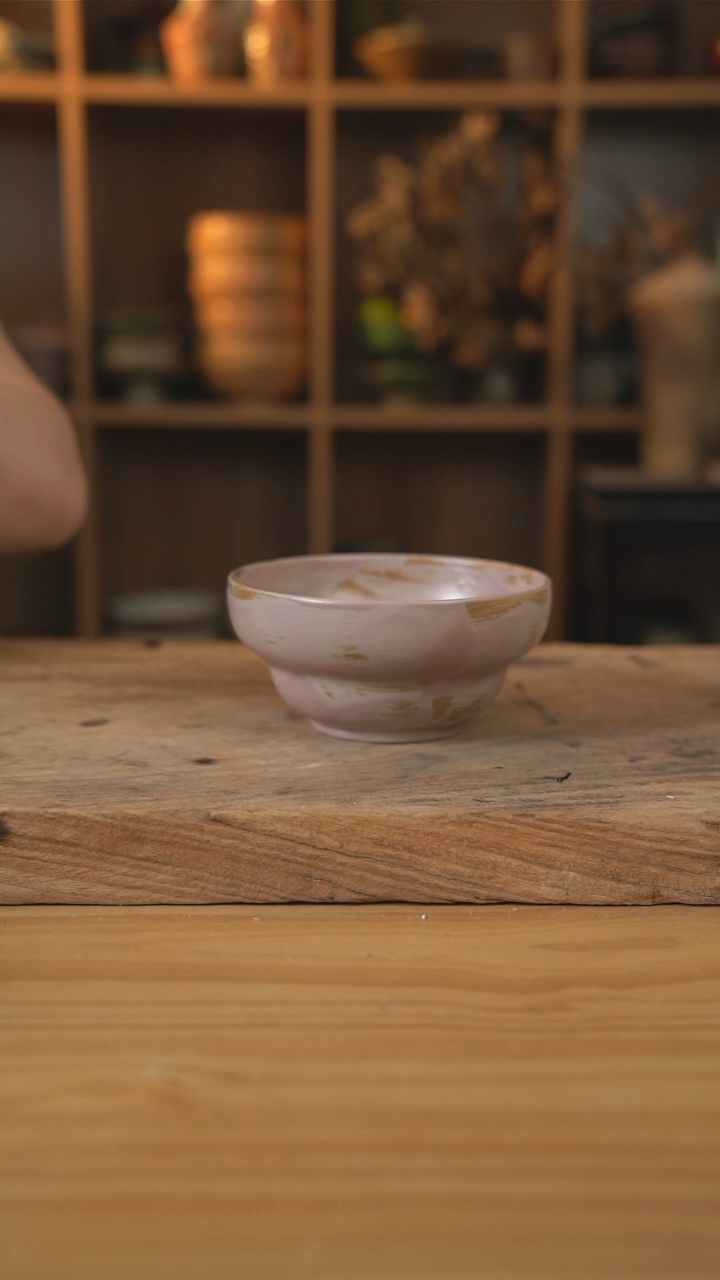 粉色系列的6英寸葫芦汤碗