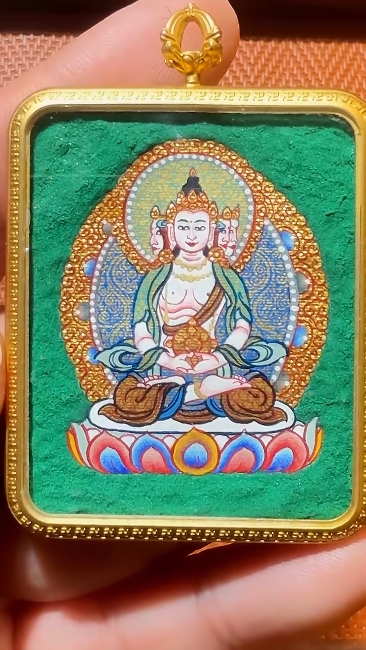 吊坠嘴哥严选——1228大日如来唐卡