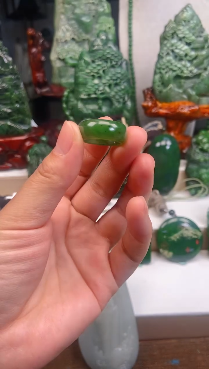 和田玉未镶嵌挂件1