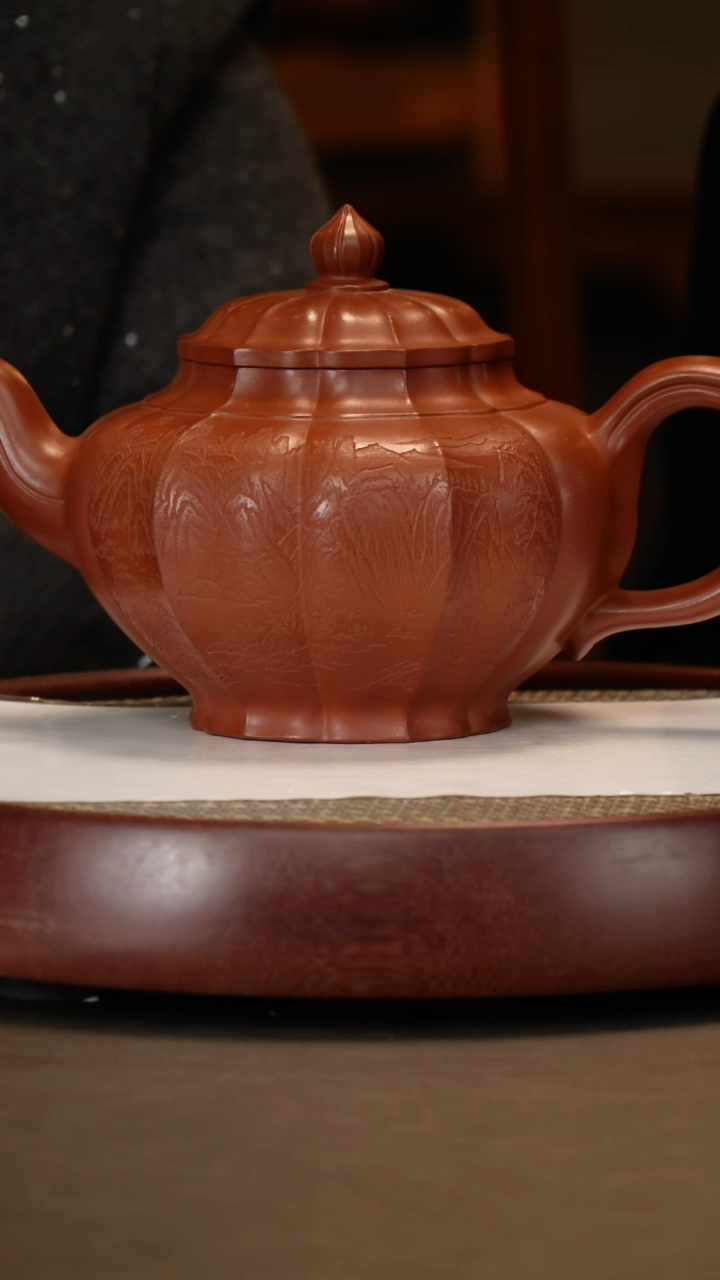 【闪购商品】紫砂茶壶【王芳】清水泥筋纹笑樱  