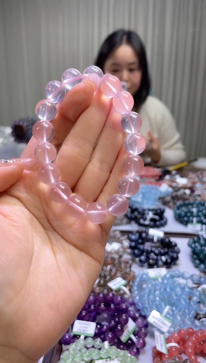 【闪购商品】芙蓉石手串未镶嵌星光粉12+