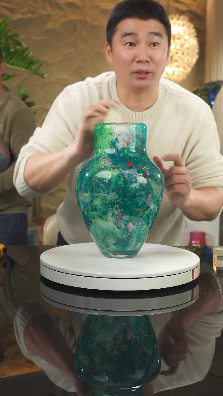 【闪购商品】摆件设计款花瓶摆件