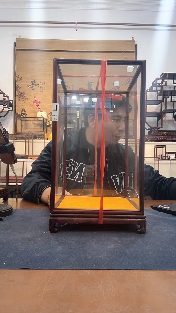红酸枝木类木头款玻璃罩21*21*35高