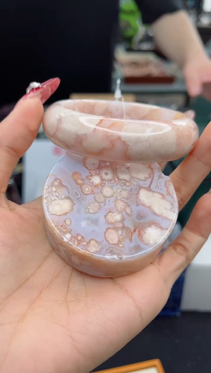 【闪购商品】石英质玉手镯未镶嵌59圈口（赠品镯心）3505208