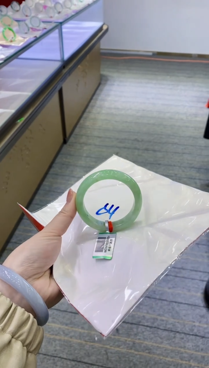 【闪购商品】翡翠手镯未镶嵌111111111111