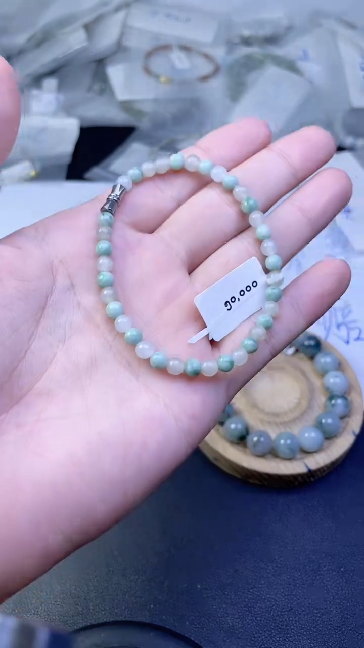 未镶嵌定制翡翠珠串