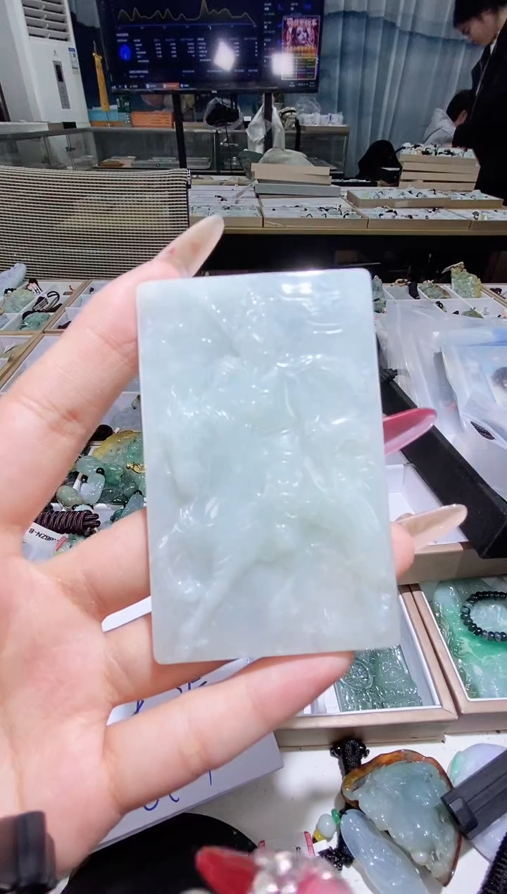 【闪购商品】翡翠颈饰未镶嵌天然缅甸翡翠A货未镶嵌