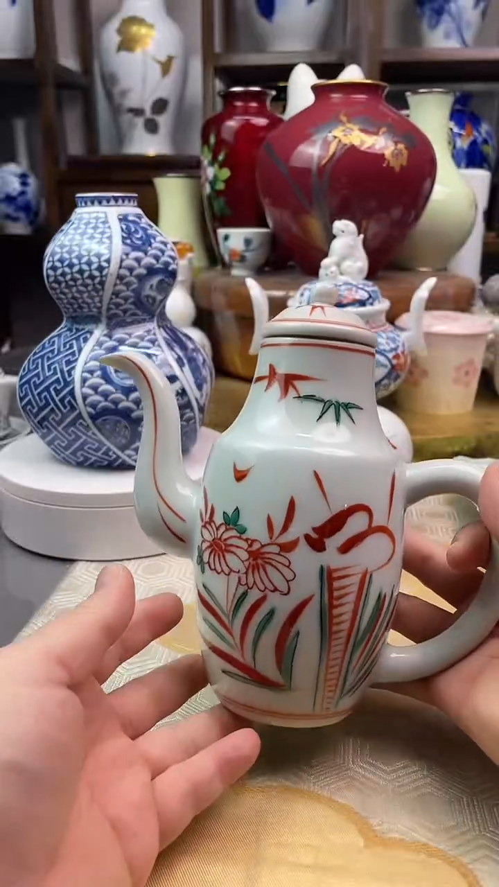 【闪购商品】盘平安洞华赤绘壶