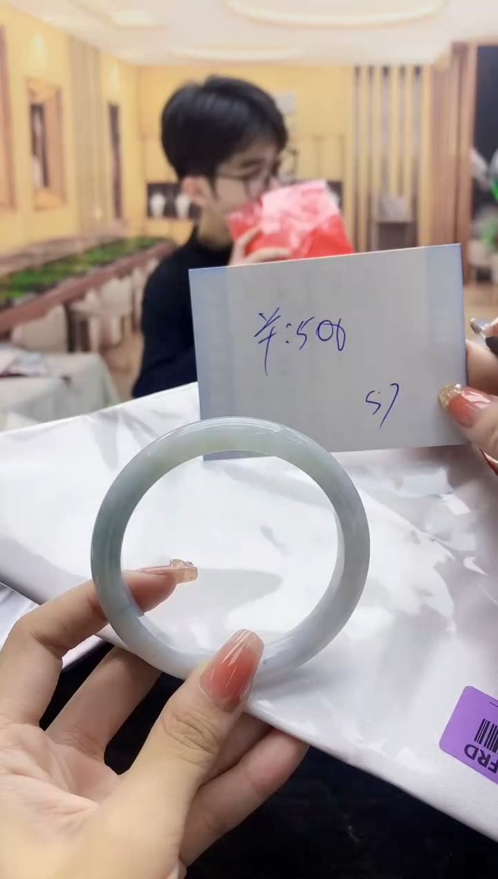 【闪购商品】翡翠手镯未镶嵌    H96-269