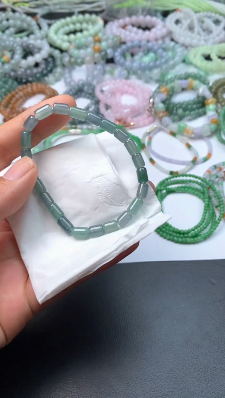 定制翡翠未镶嵌翡翠毛货发货发一个