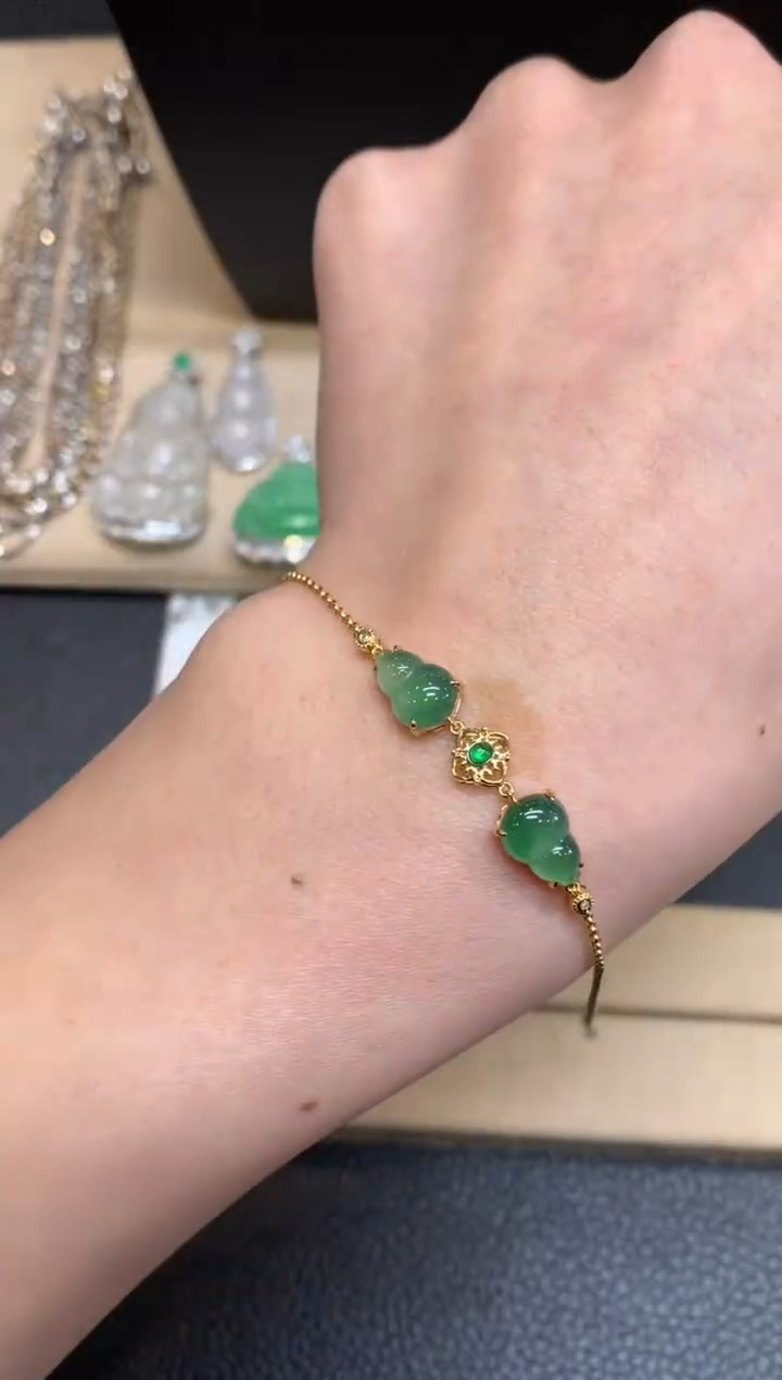 【闪购商品】翡翠手链18K金镶嵌葫芦【无服务费】